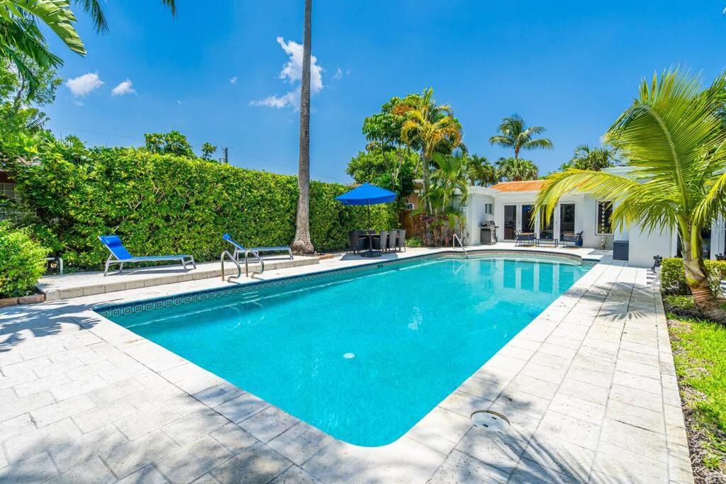 Pousada 6 Bedrooms Oasis Treat With Oversized Pool, 9 Minutes To The