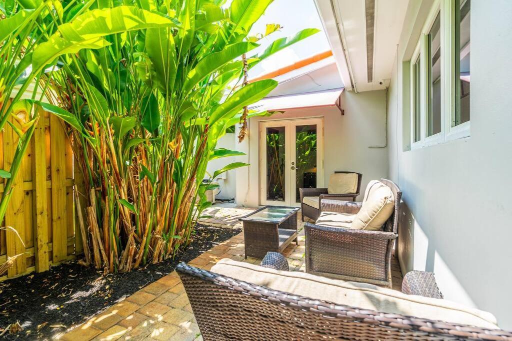 Pousada 6 Bedrooms Oasis Treat With Oversized Pool, 9 Minutes To The Miami